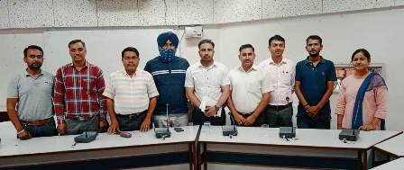 Una-DC-Office-Employee-Tatkal-Samachar