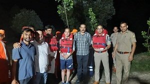 55 people stranded in Beas river were rescued-CM-HP