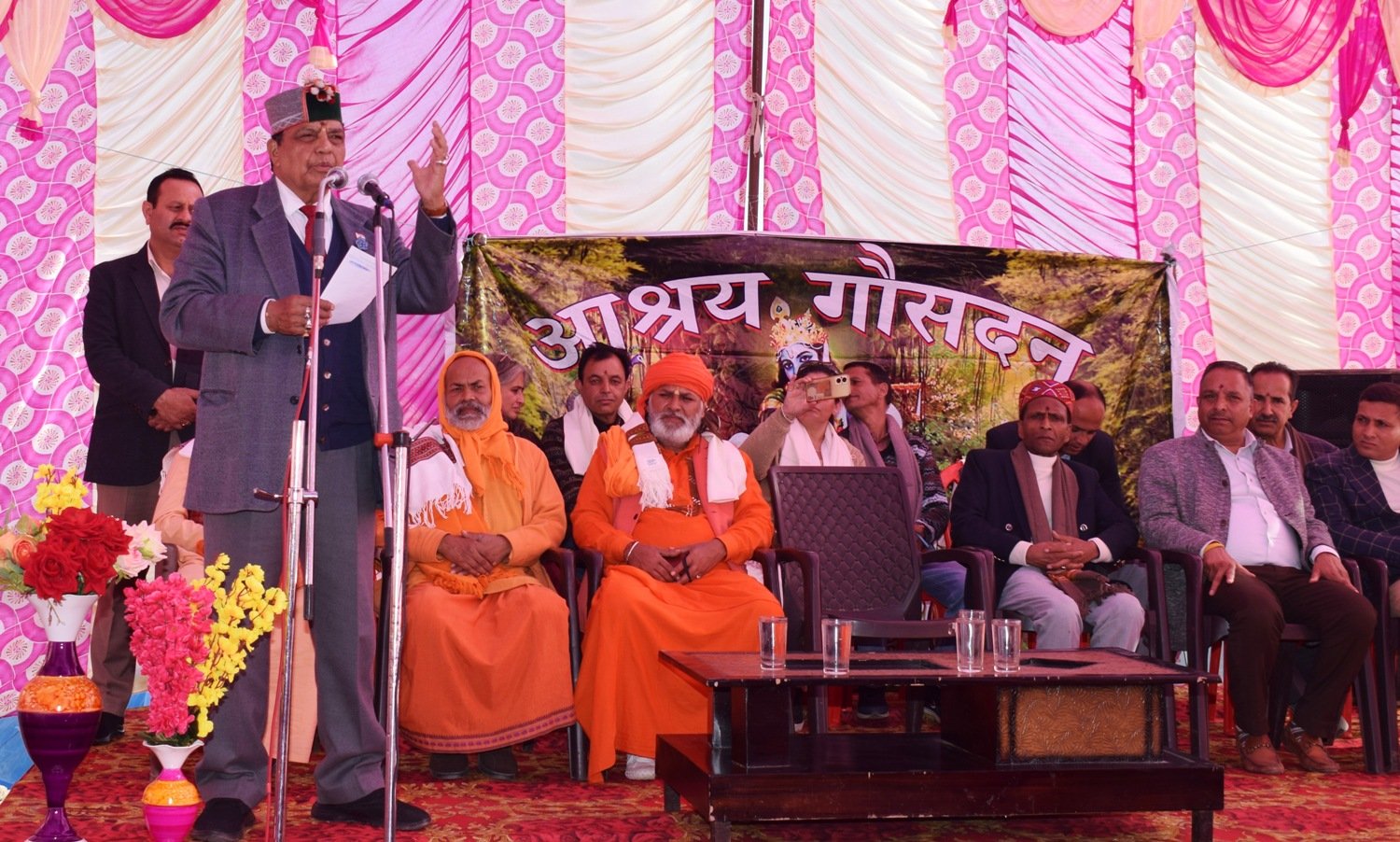 Protection-cows-duty-aa-us-tatkal-samachar