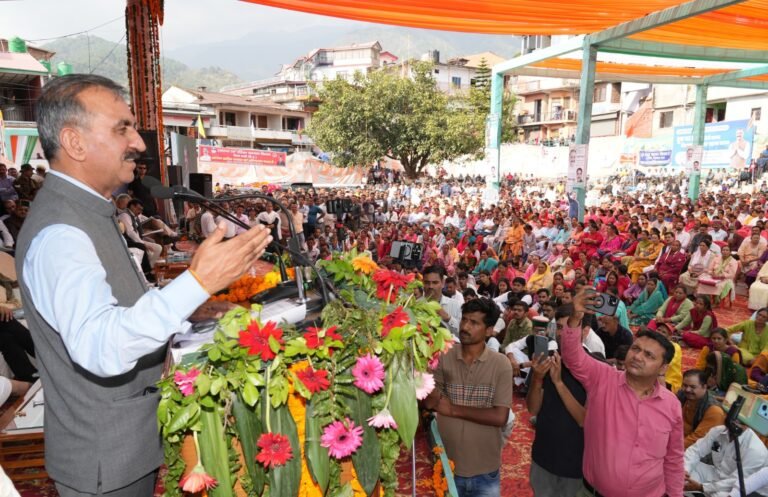 CM inaugurates Jogindernagar projects projects worth Rs 76.31 crore