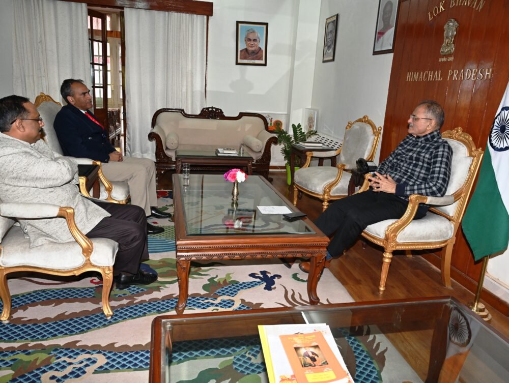 Top-Officials-Meet-Governor-Himachal Pradesh