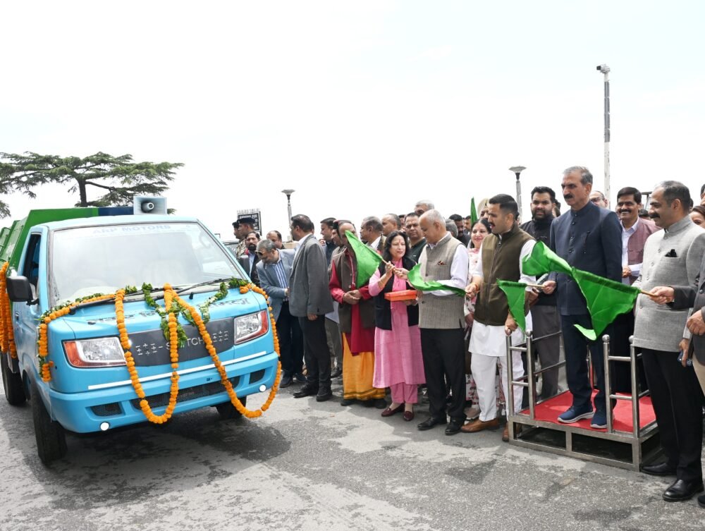 CM Flags Off 10 Municipal EVs-tatkalsamachar