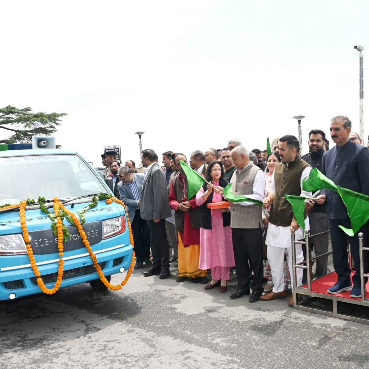 CM Flags Off 10 Municipal EVs-tatkalsamachar