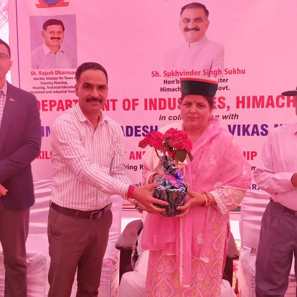 Hamirpur-News HPKVN trainees-Tatkal Samachar